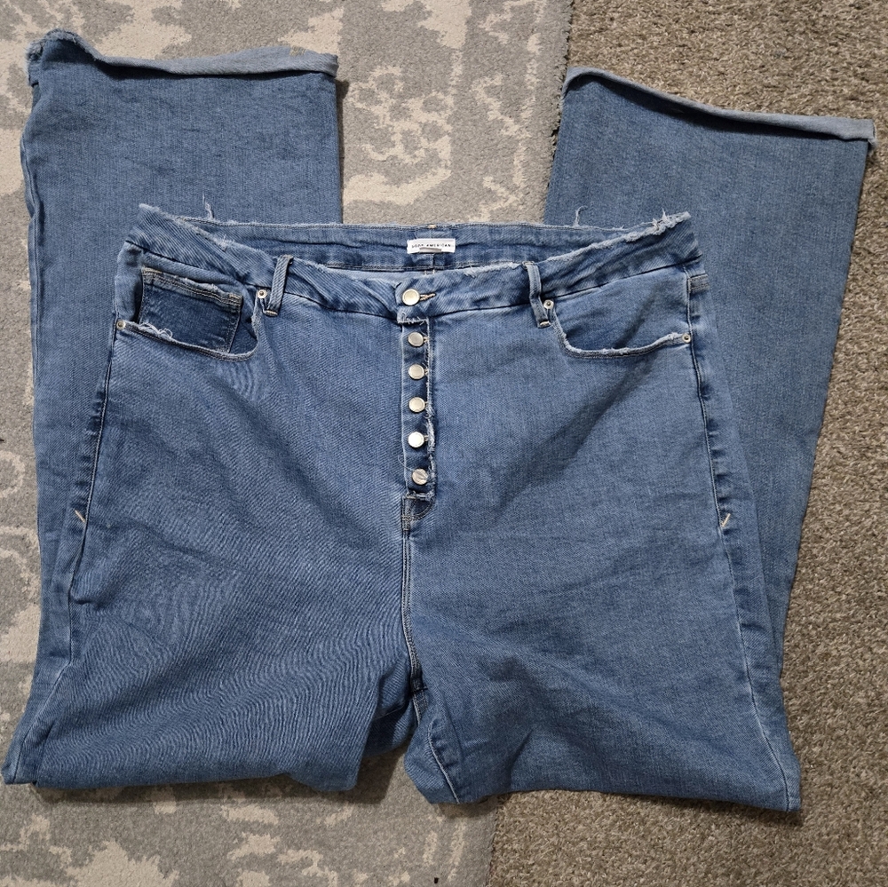 Good American Flare Jeans in Classic Blue